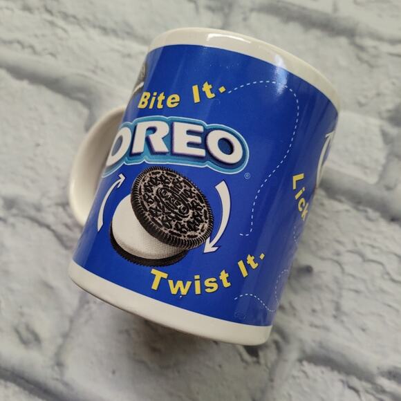 Oreo Dunk Twist Lick & Bite Mug Blue Microwave Dishwasher Safe - Picture 5 of 9